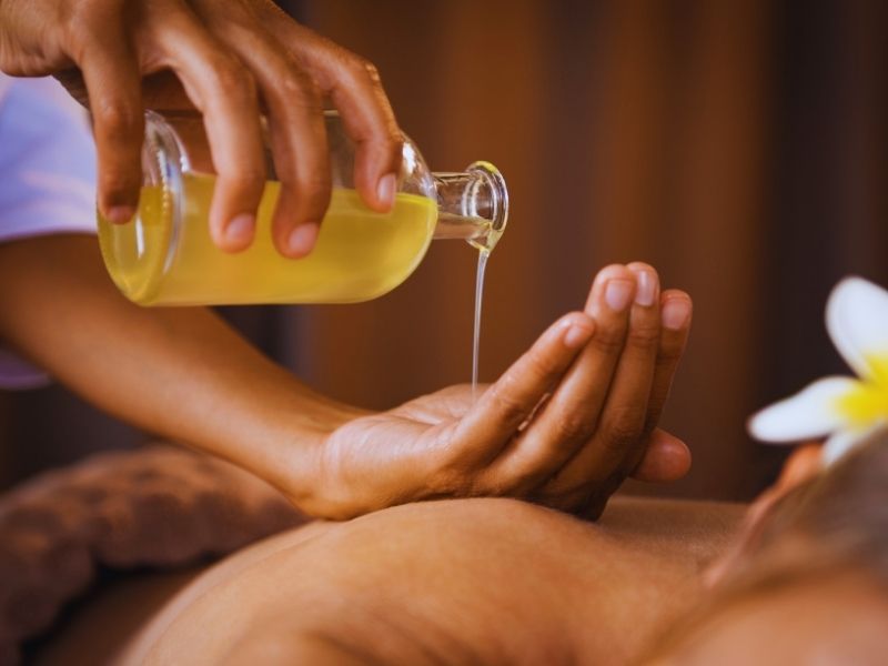 Massage-gegeven-door-ondernemer-die-klant-kreeg-via-chatgpt