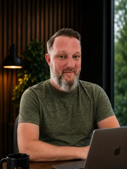 Leander Westerhout, webdeveloper en technische SEO specialist bij AVB Digital
